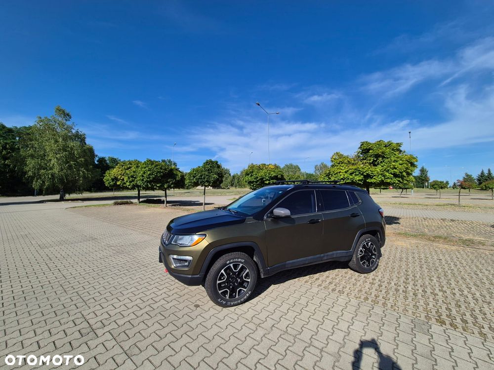 Jeep Compass - 2