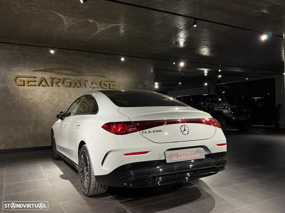 Mercedes-Benz CLA 250+ EQ - 5