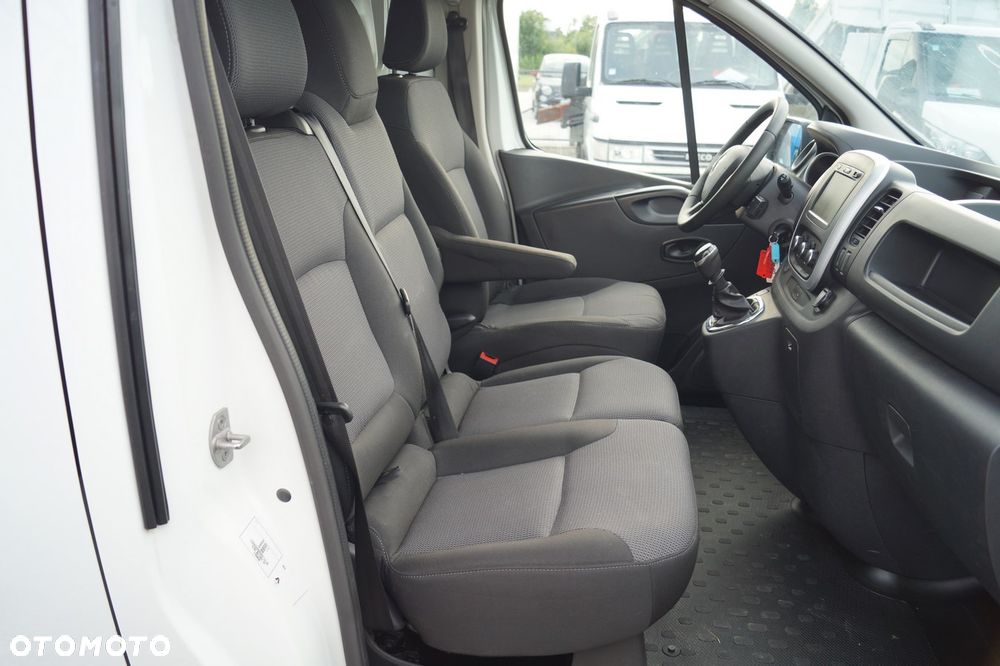 Renault Trafic - 21