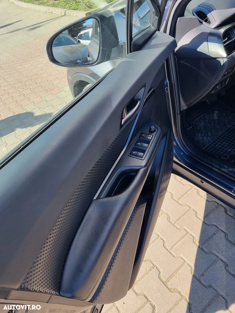 Toyota C-HR 1.8 HSD 4x2 CVT C-enter - 7