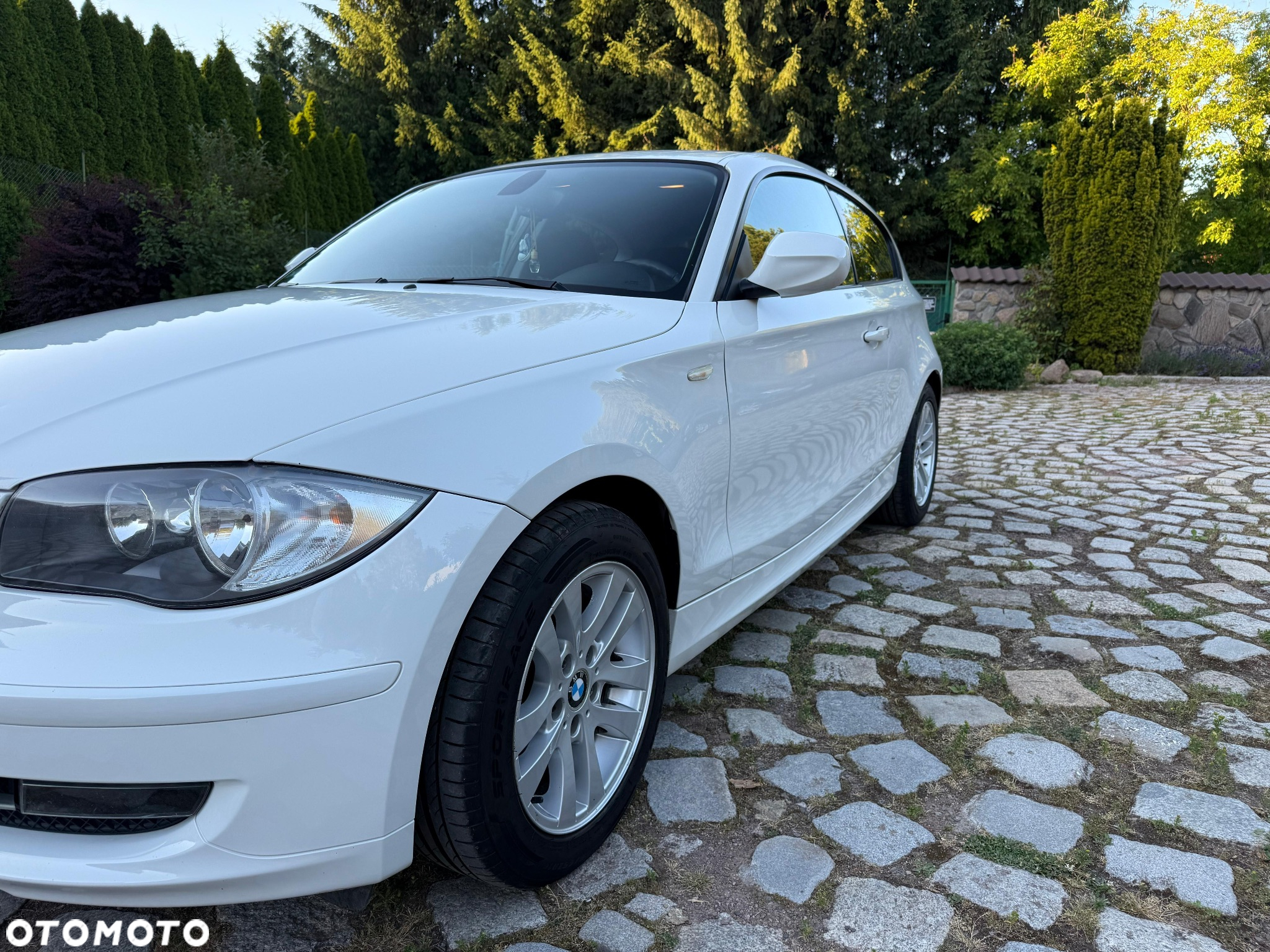 BMW Seria 1 116i - 25