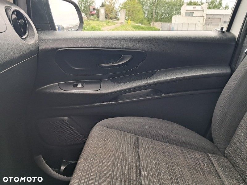 Mercedes-Benz Vito - 21