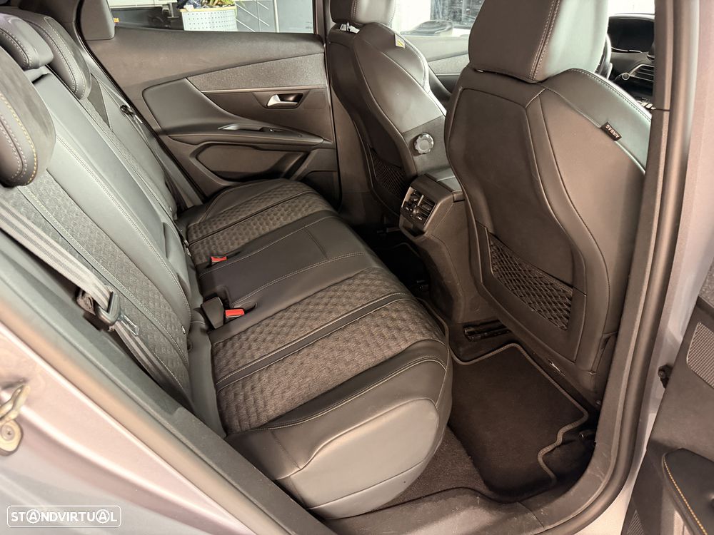 Peugeot 3008 225 e-EAT8 Roadtrip - 21
