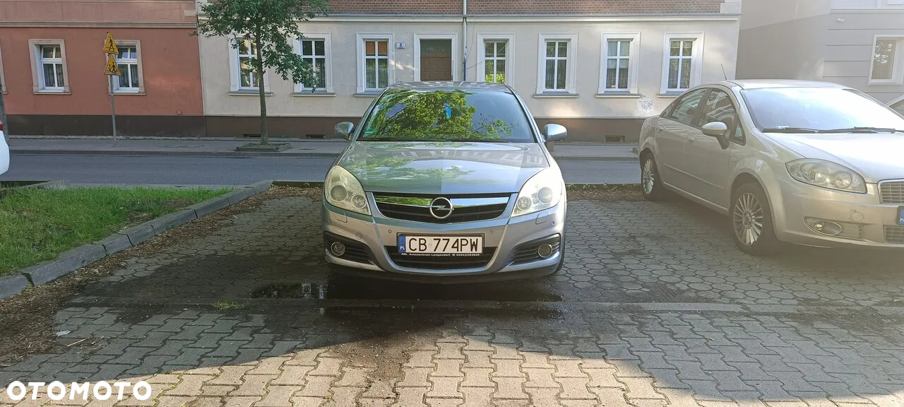 Opel Signum 1.9 CDTI Cosmo - 9