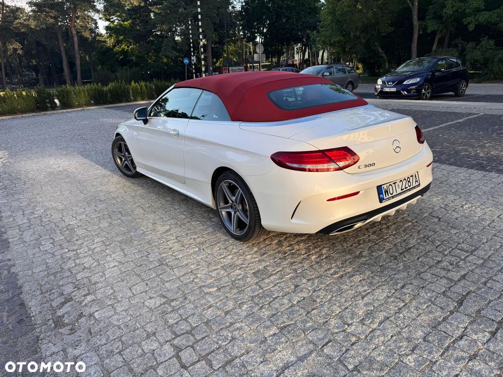 Mercedes-Benz Klasa C 300 9G-TRONIC - 5