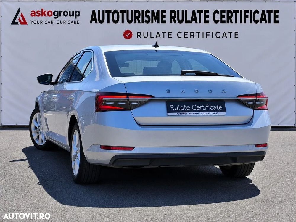 Skoda Superb 2.0 TDI DSG Ambition - 4