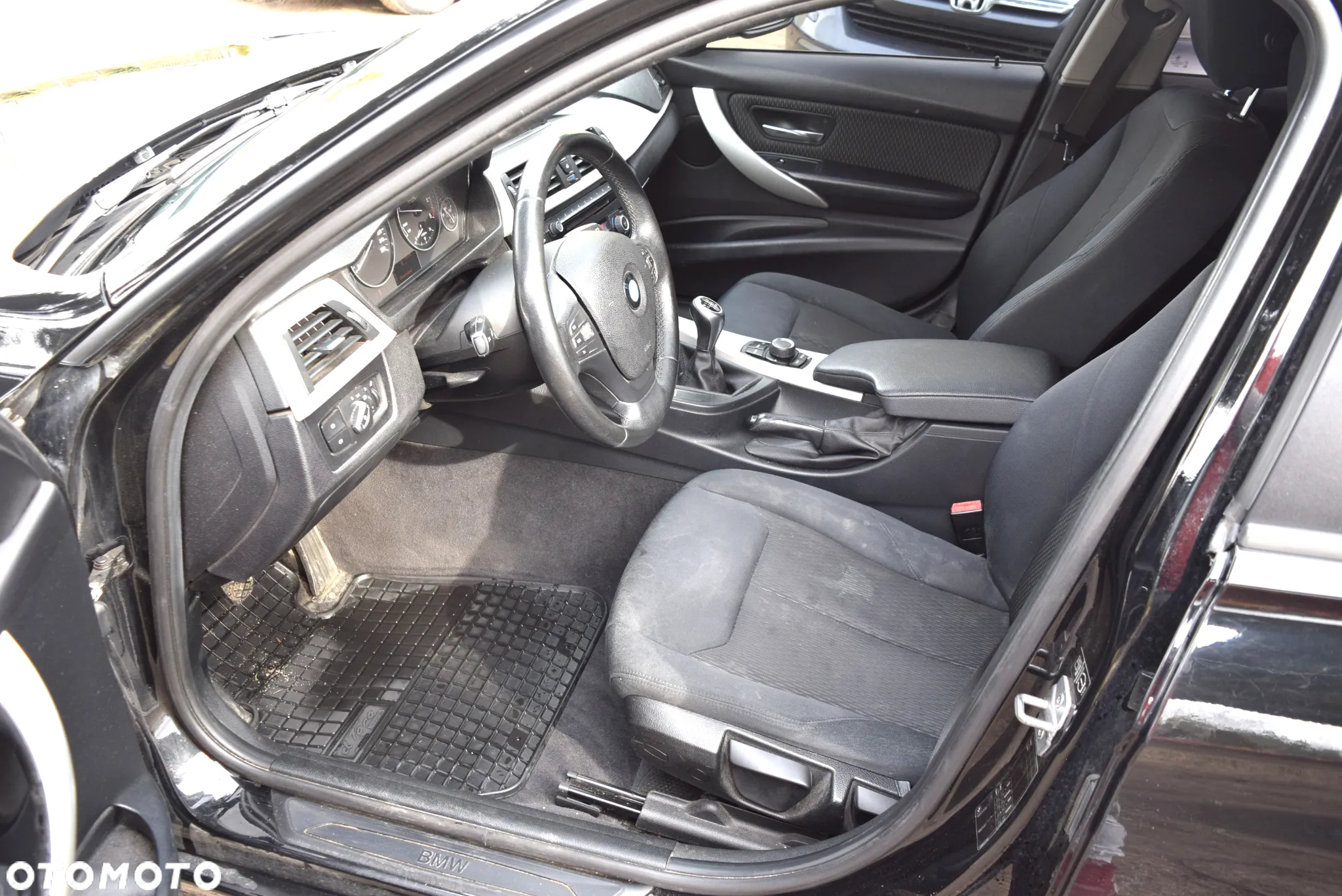 BMW Seria 3 320d Efficient Dynamics EU6 - 6