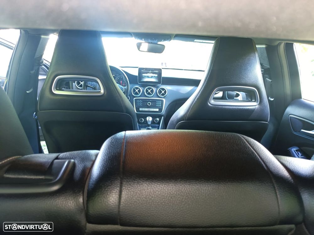 Mercedes-Benz A 160 Limousine ver-d-urban - 4