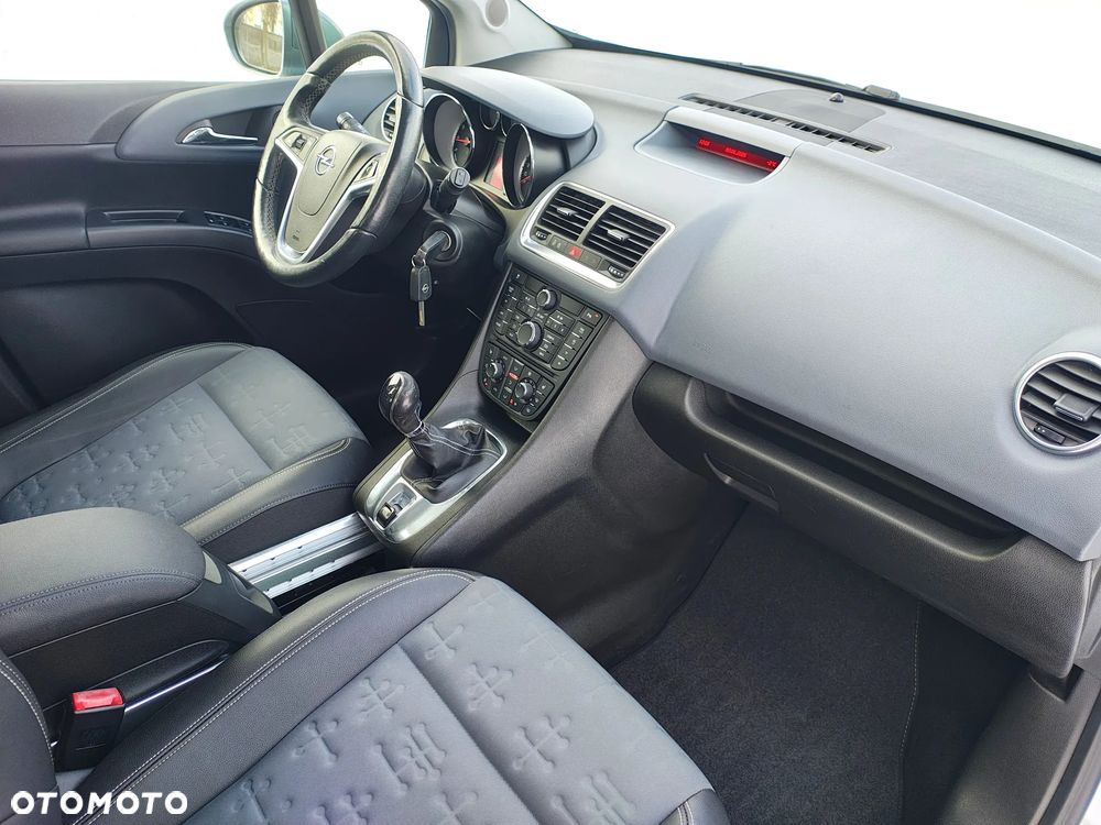 Opel Meriva 1.4 T Cosmo - 29