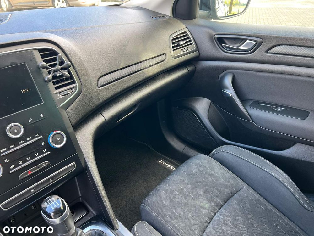 Renault Megane 1.3 TCe FAP Limited - 10