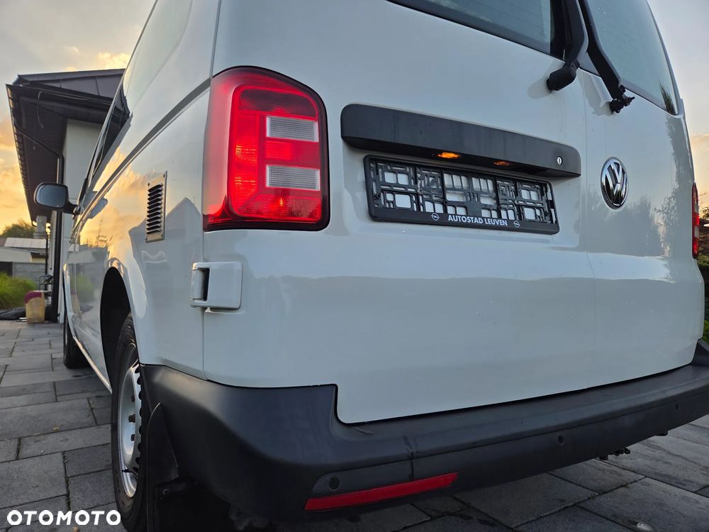 Volkswagen Transporter - 4