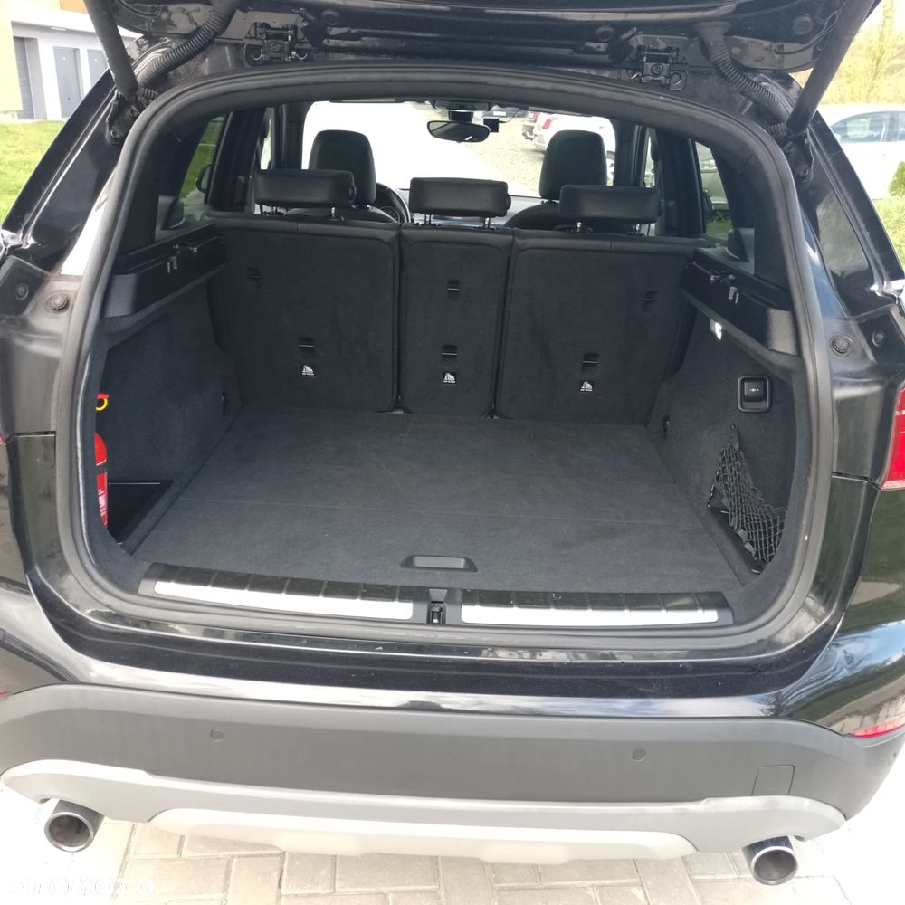 BMW X1 - 15