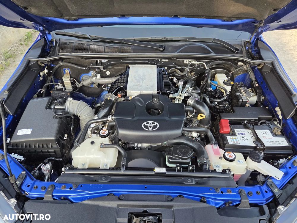 Toyota Hilux 2.8D 204CP 4x4 Double Cab AT Invincible - 5
