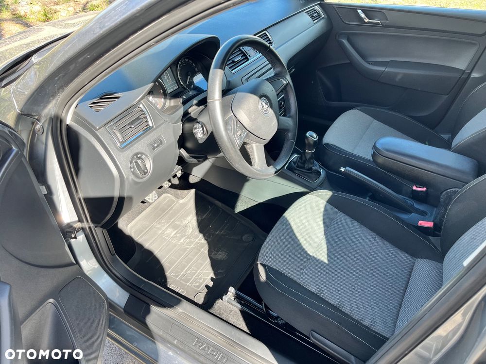 Skoda RAPID 1.2 TSI Elegance - 7