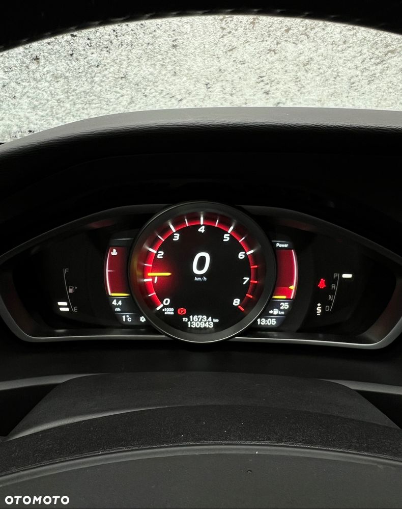 Volvo V40 T2 Geartronic RDesign - 6