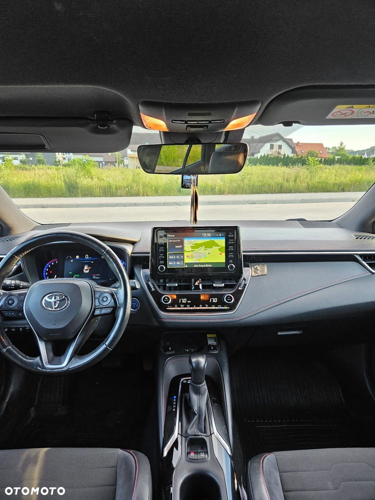 Toyota Corolla 1.8 Hybrid Selection - 17