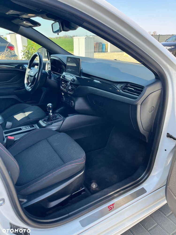 Ford Focus 2.0 TDCi SYNC Edition ASS - 10