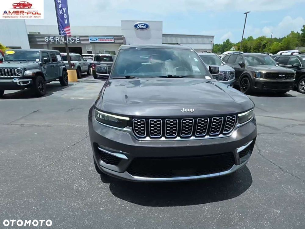 Jeep Grand Cherokee - 1