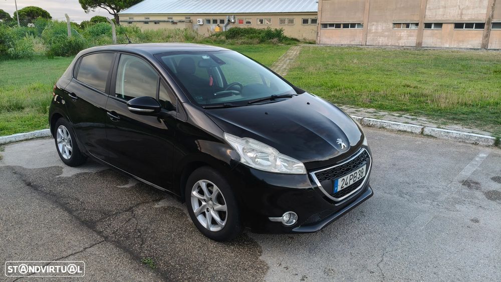 Peugeot 208 1.2 VTi Active - 4