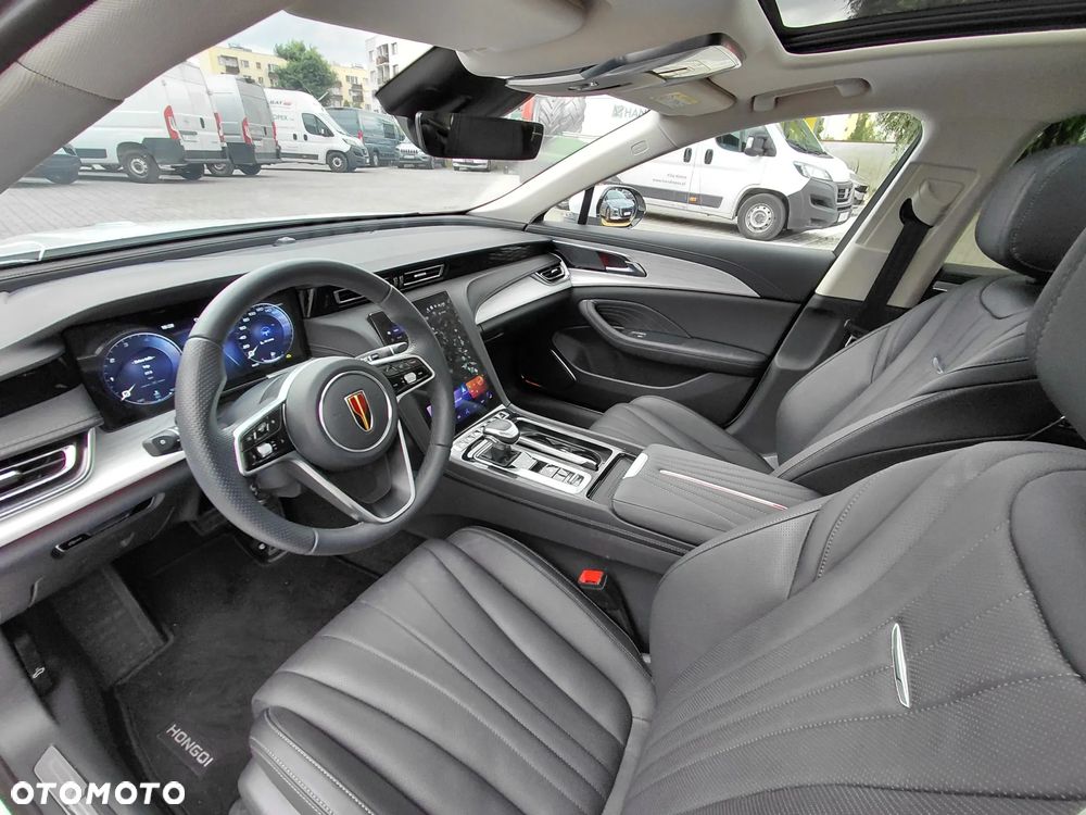 Hongqi H5 2.0T Deluxe - 9