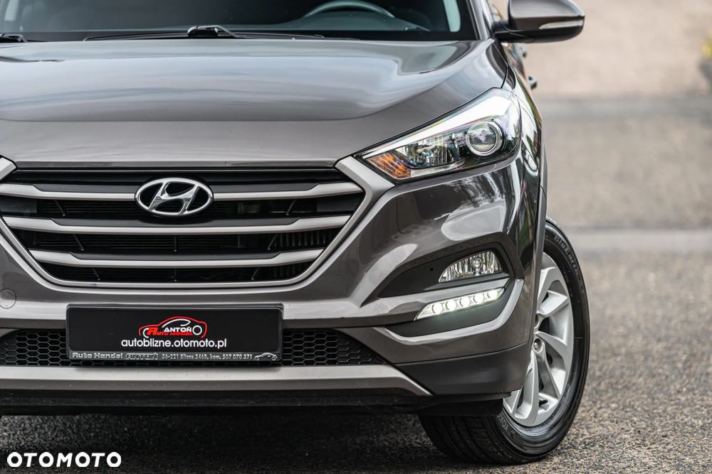 Hyundai Tucson blue 1.7 CRDi 2WD Trend - 11