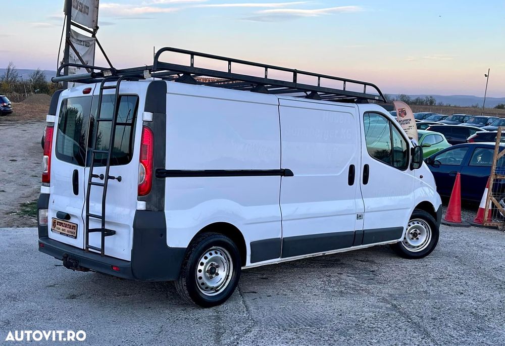 Opel Vivaro - 3