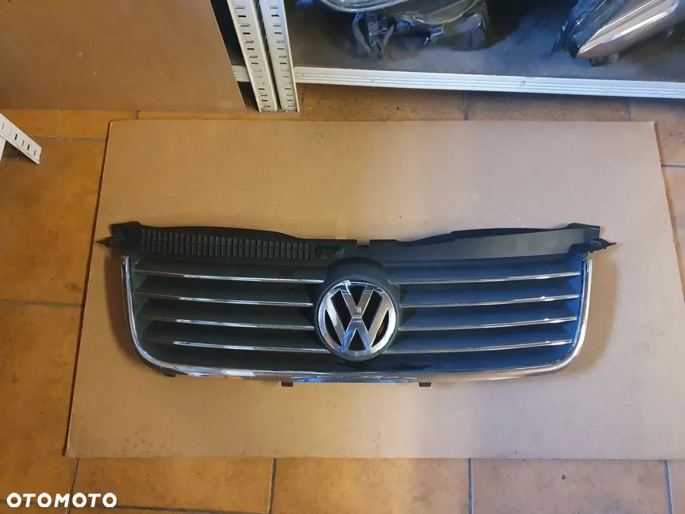 GRILL ATRAPA VW PASSAT B5 FL LIFT - 1