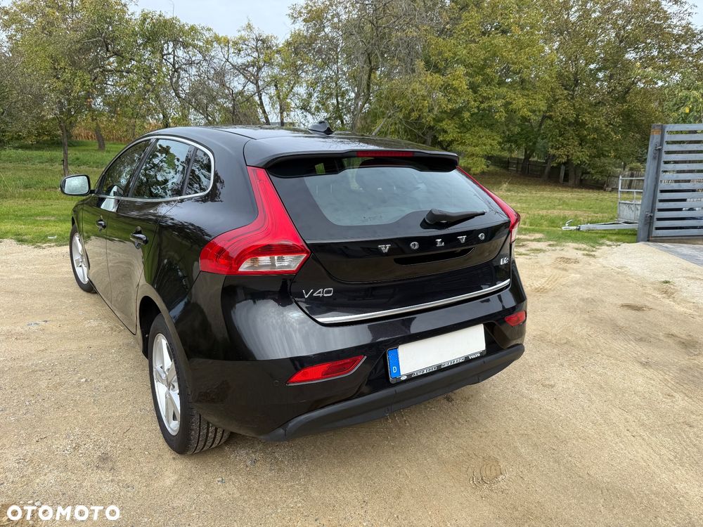 Volvo V40 D2 Momentum - 11