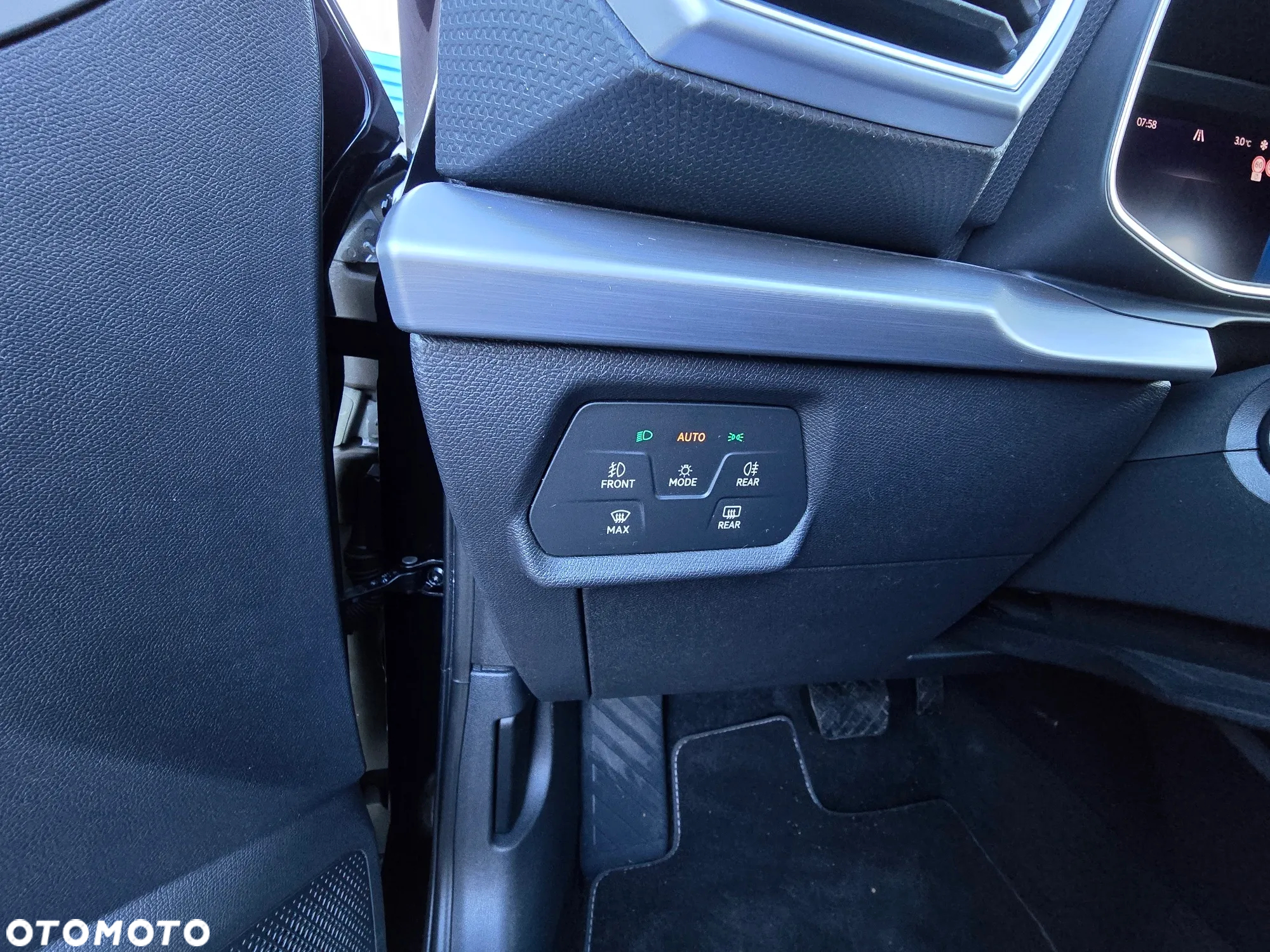 Seat Leon 1.5 eTSI FR DSG - 23
