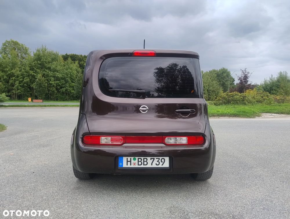 Nissan Cube - 32