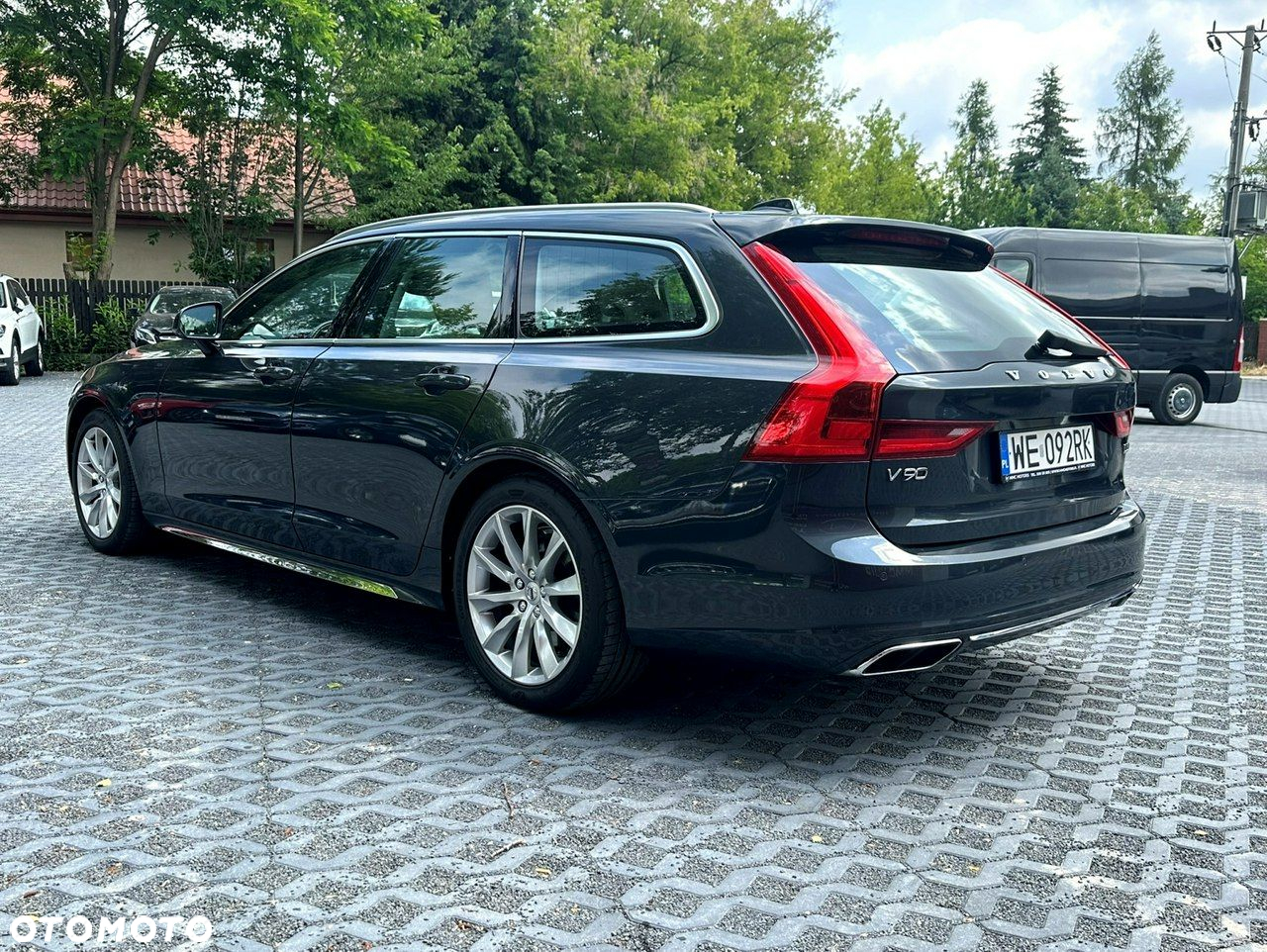 Volvo V90 D5 AWD Momentum - 6
