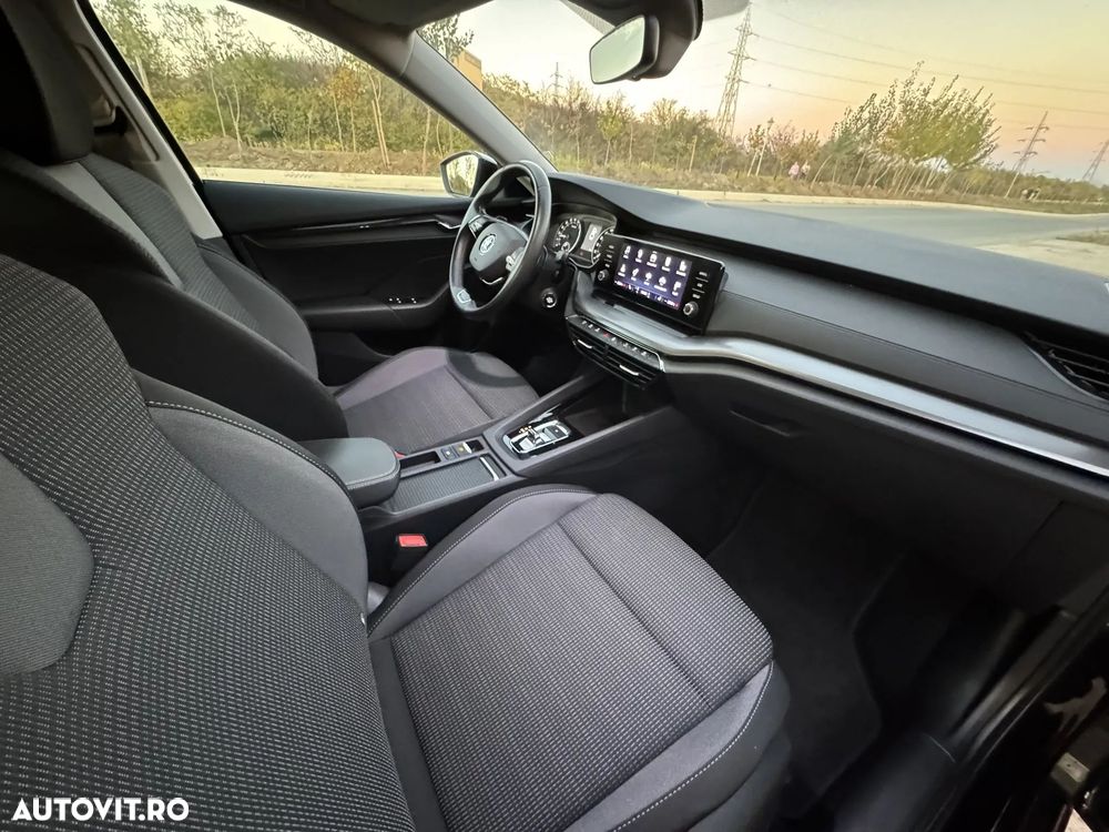 Skoda Octavia 2.0 TDI DSG Ambition - 11