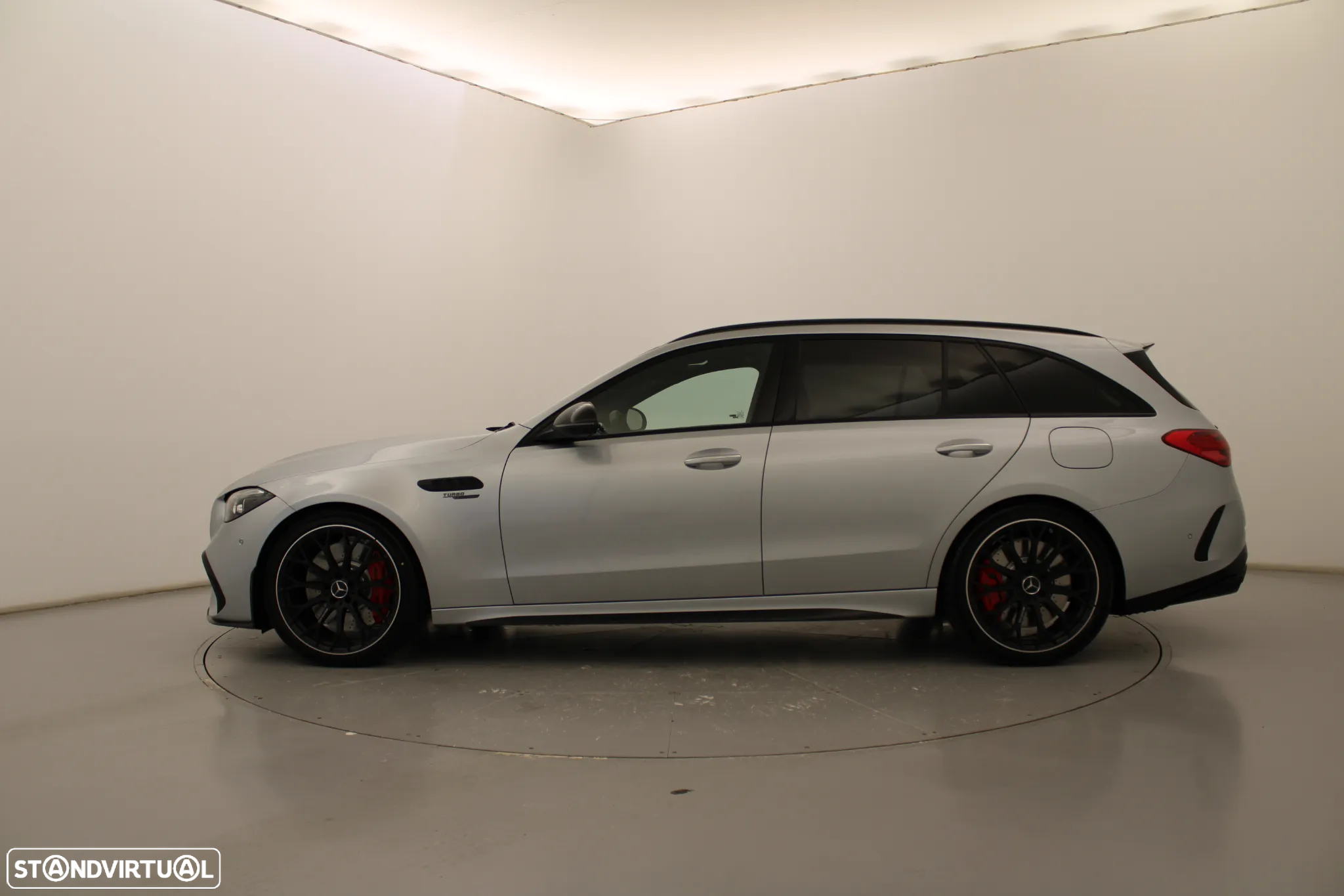 Mercedes-Benz C 63 AMG S E Performance 4Matic - 8