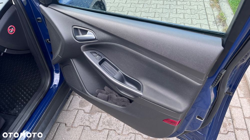 Ford Focus 1.5 TDCi SYNC Edition - 10
