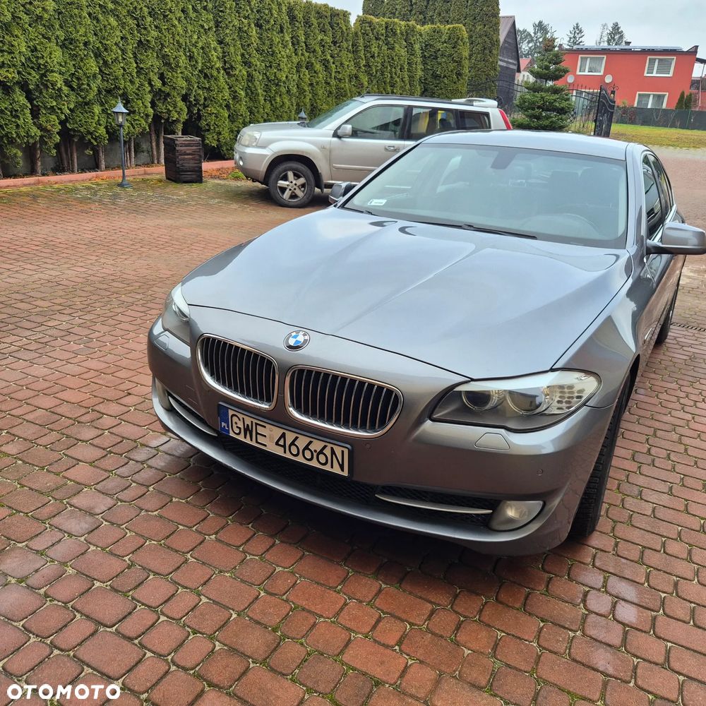 BMW Seria 5 ver-525d - 1