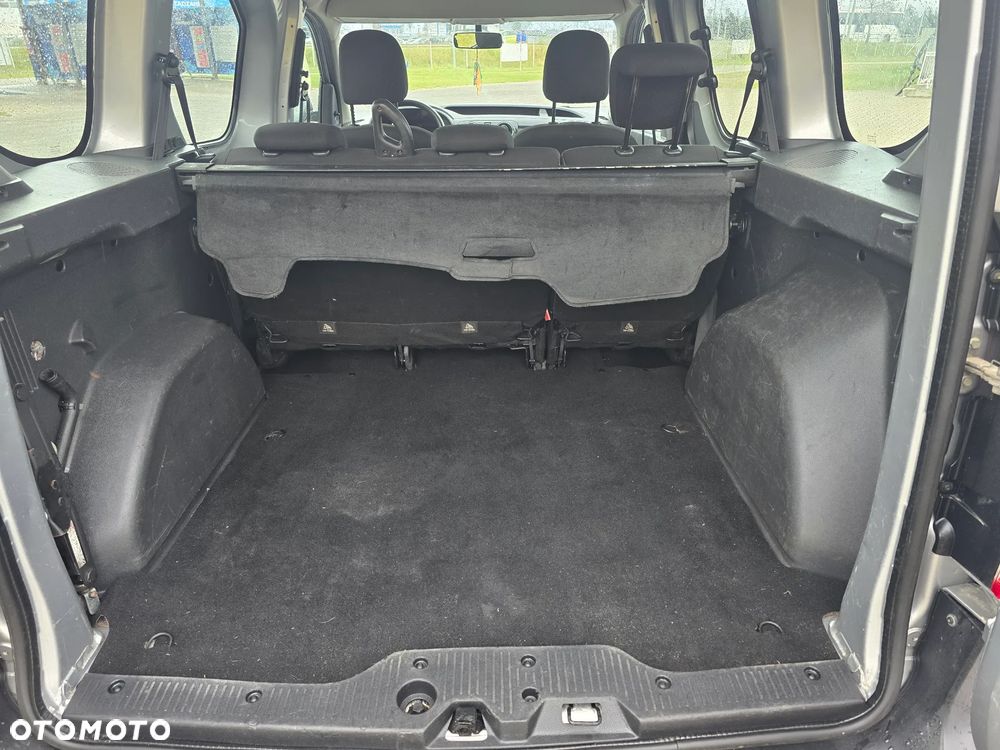 Dacia Dokker - 17