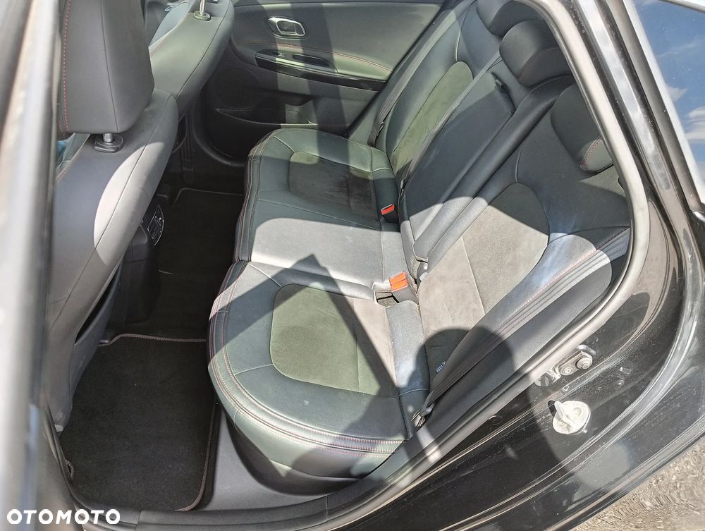 Kia Ceed Cee'd 1.6 T-GDI GT XL - 30