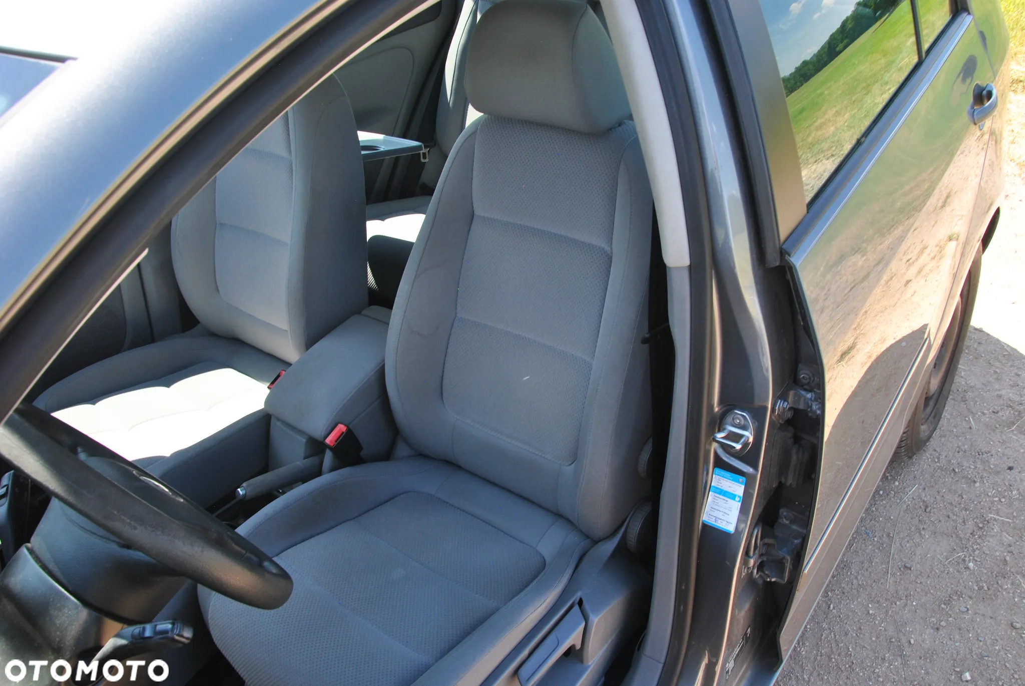 Volkswagen Golf Plus 1.6 FSI Comfortline - 32