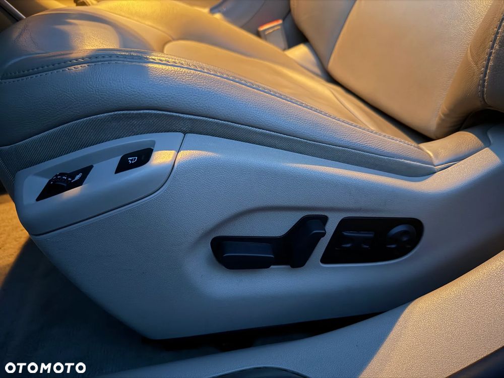 Citroën C5 2.2 HDi Exclusive - 17