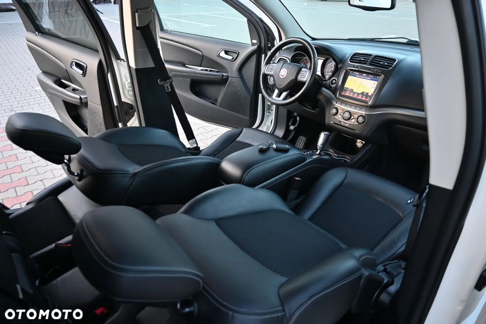 Fiat Freemont 2.0 Multijet 16V DPF Automatik Allrad Cross - 23