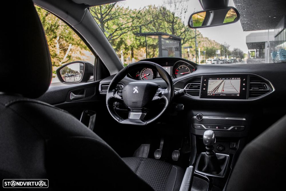 Peugeot 308 SW BlueHDi 130 Stop & Start Active - 29