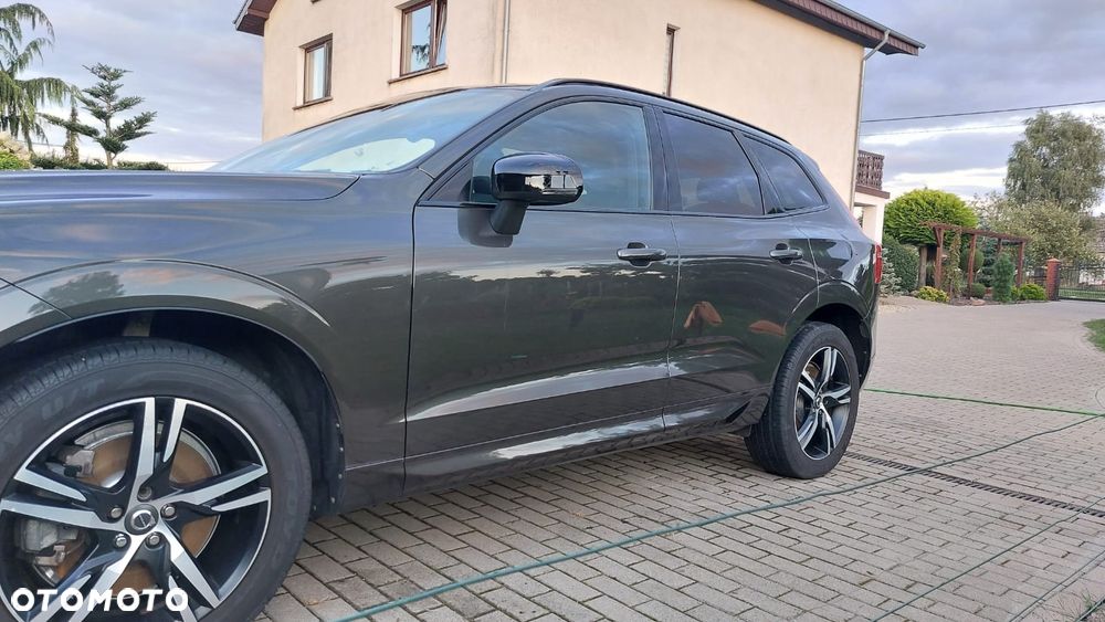 Volvo XC 60 B5 D AWD R-Design - 11