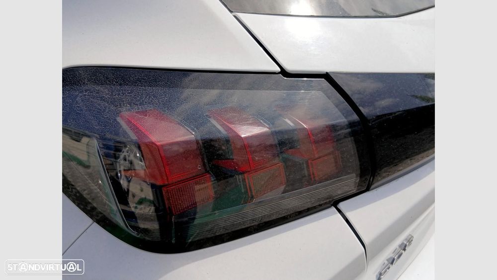 Peugeot 208 1.2 PureTech Active Pack — fotografia 9