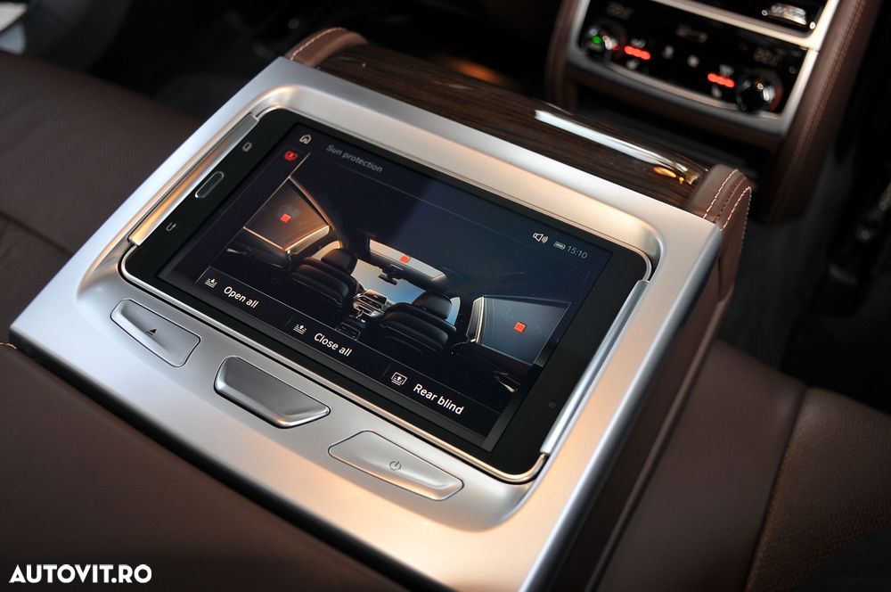 BMW Seria 7 740e iPerformance - 26