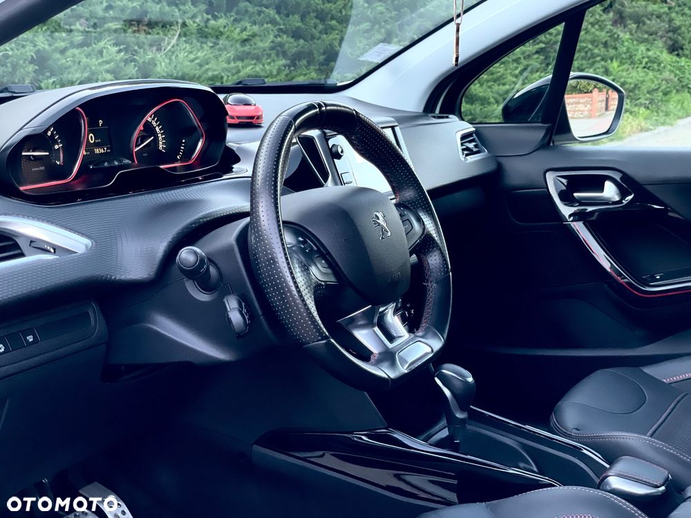 Peugeot 2008 PureTech 110 Stop&Start EAT6 GT-Line Edition - 25