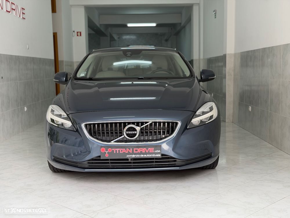 Volvo V40 2.0 D2 Momentum Geartronic - 2