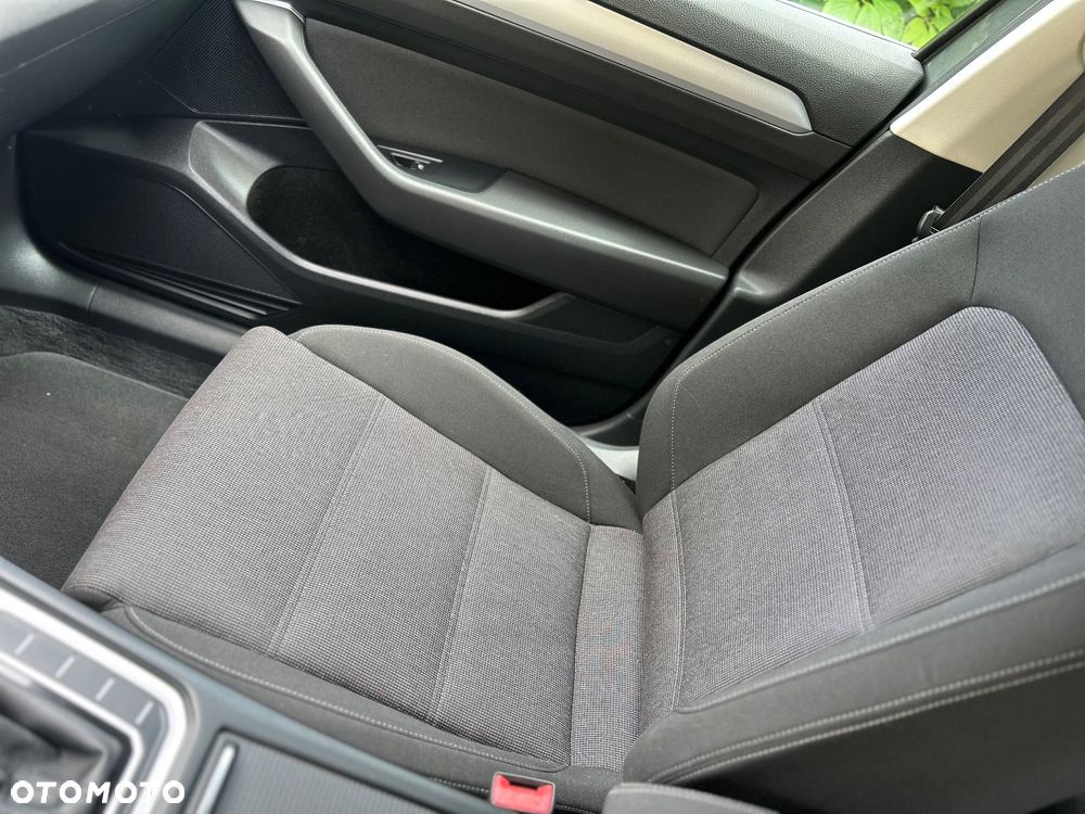 Volkswagen Passat 2.0 TDI (BlueMotion Technology) DSG Comfortline - 39