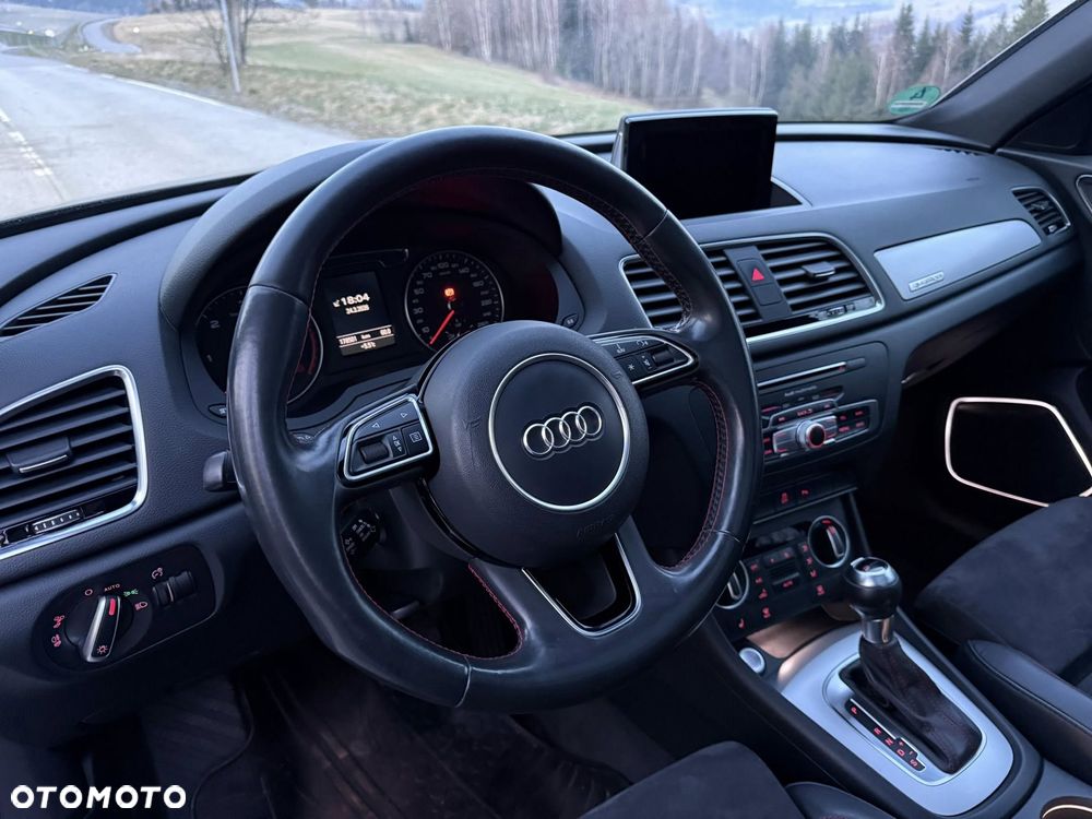 Audi Q3 2.0 TDI Quattro S tronic design - 24