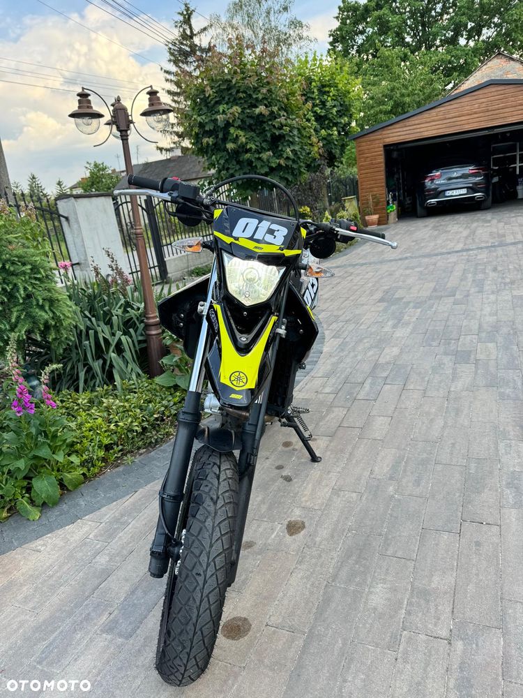 Yamaha WR - 11