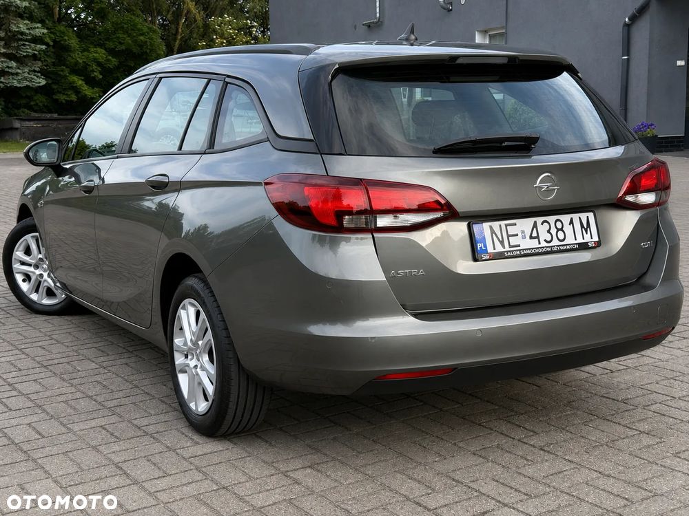 Opel Astra 1.6 D Start/Stop ON - 38